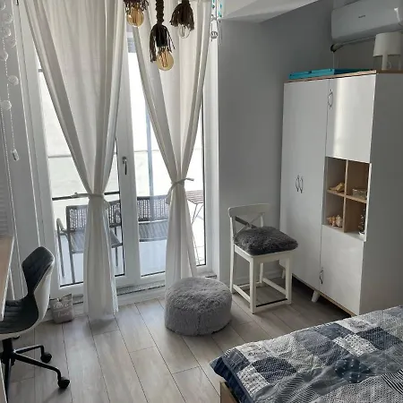 Apartament 3 Camere Langa Mare *